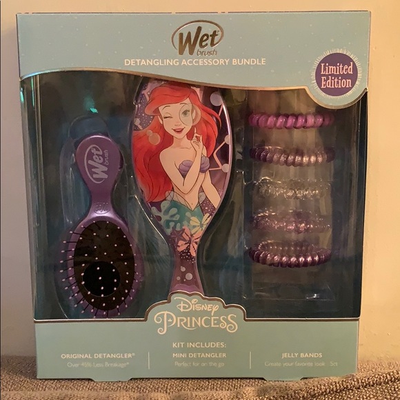 Wet Brush Other - Disney Limited Edition Detangling Accessory Bundle